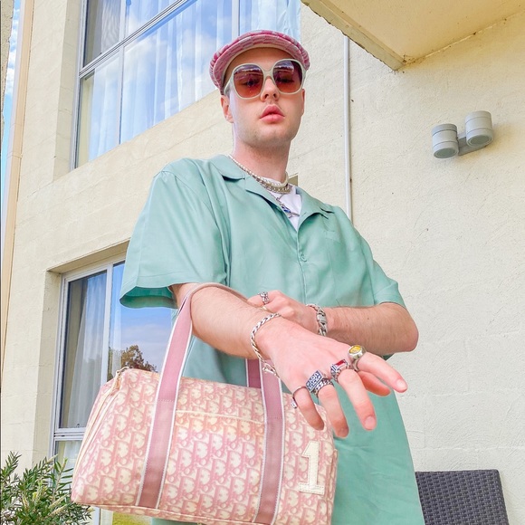 Meet your Posher, Connor - Picture 9 of 10